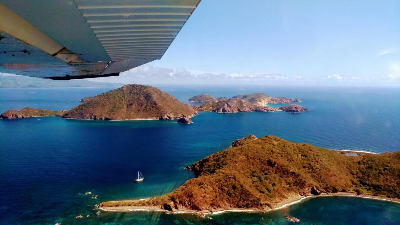 Sur L'Anse Villa Terre-De-Haut Ngoại thất bức ảnh